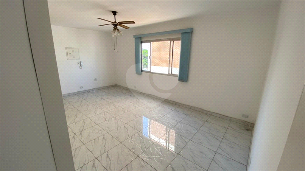 APARTAMENTO em SANTANA