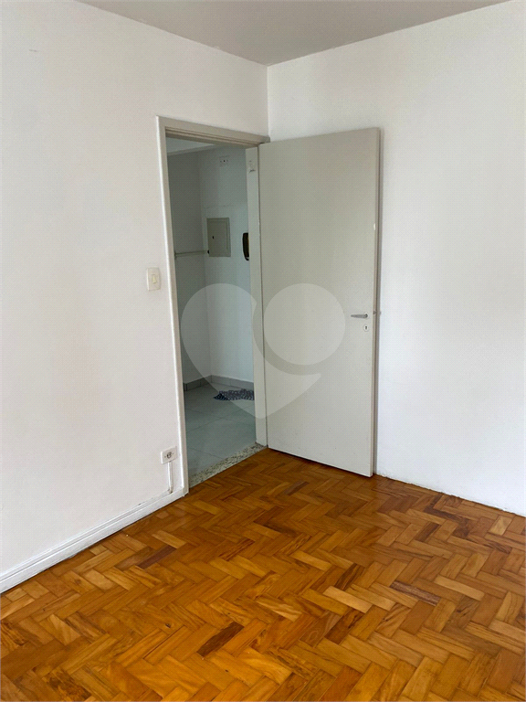 Apartamento para Compra em Pinheiros – Oportunidade para Investidores!