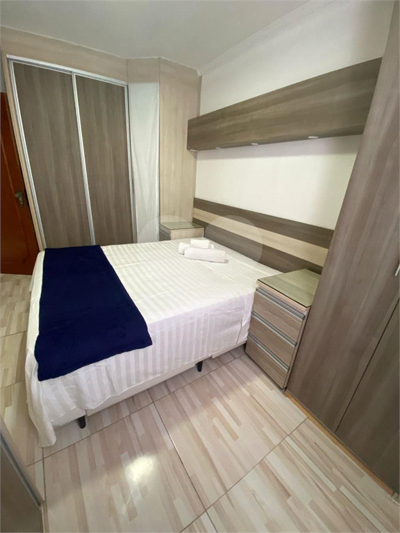 APARTAMENTO em VILA PRUDENTE