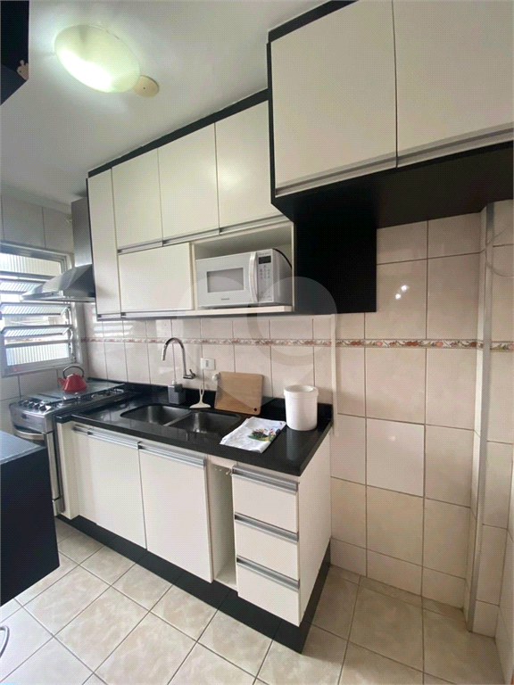 APARTAMENTO em VILA PRUDENTE