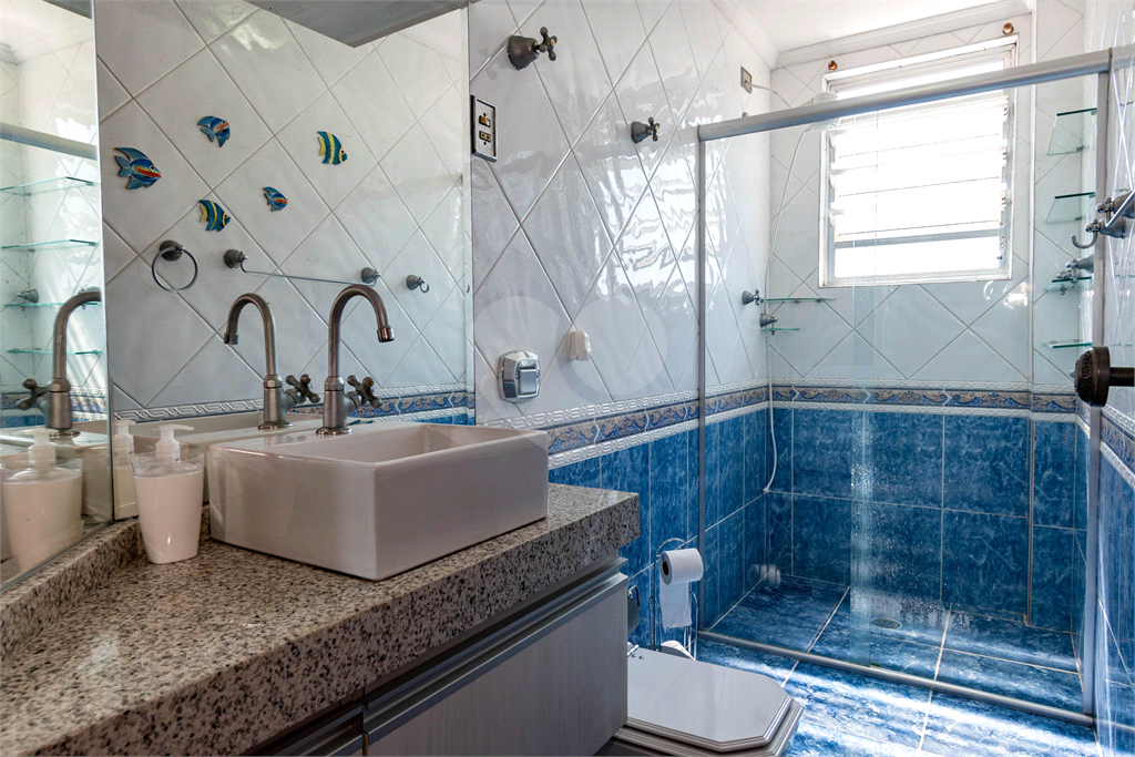 APARTAMENTO em VILA PRUDENTE