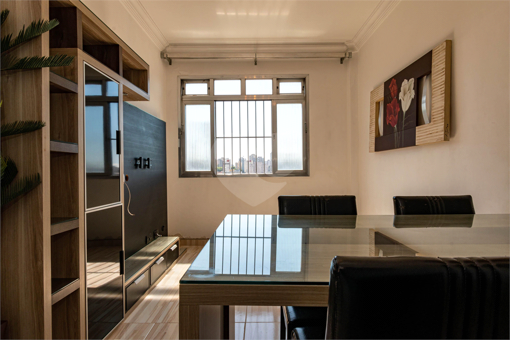 APARTAMENTO em VILA PRUDENTE