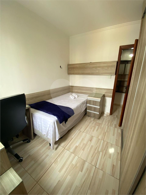 APARTAMENTO em VILA PRUDENTE