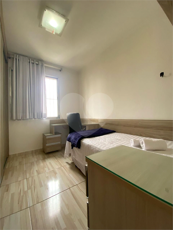 APARTAMENTO em VILA PRUDENTE