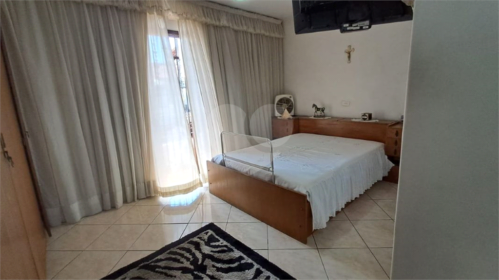 Casa à Venda Mobiliado | 170 m² | 3 dormitórios, 1 suíte | 2 vagas na Vila Maria!