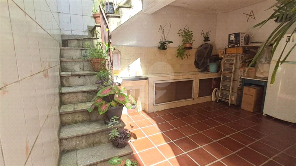 Casa à Venda Mobiliado | 170 m² | 3 dormitórios, 1 suíte | 2 vagas na Vila Maria!