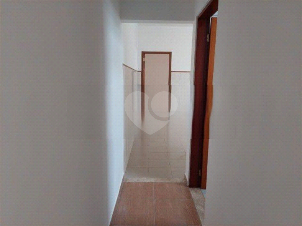 Casa à venda com 2 quartos, 129m² - Foto 9