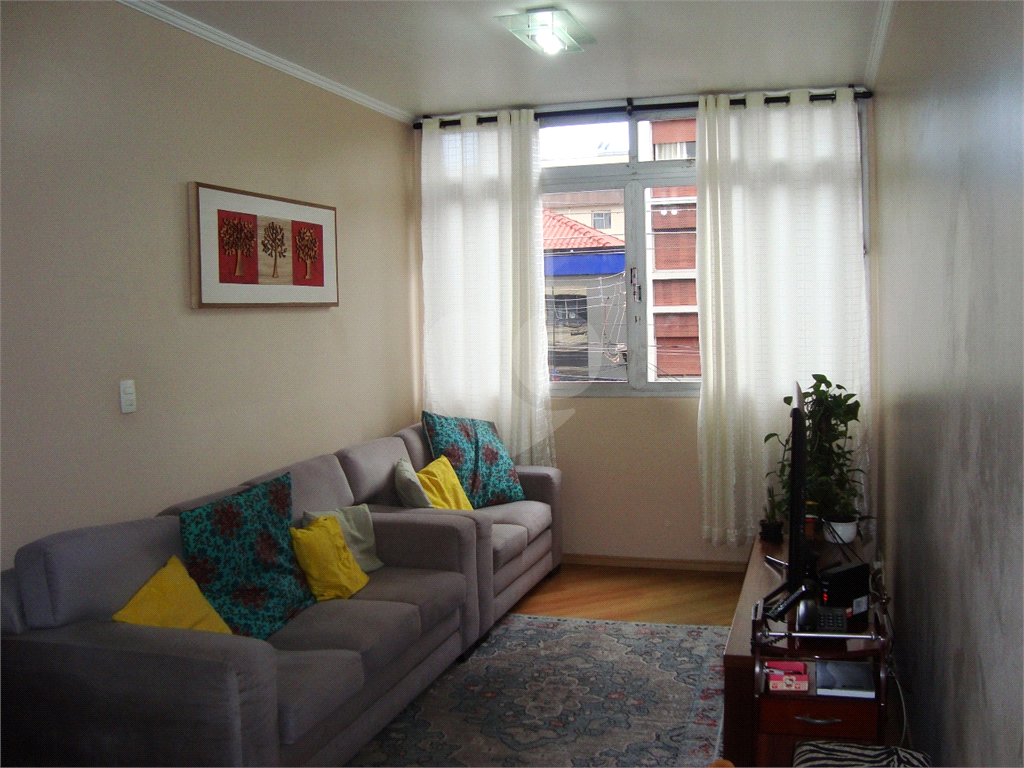 Apartamento ao lado do metro