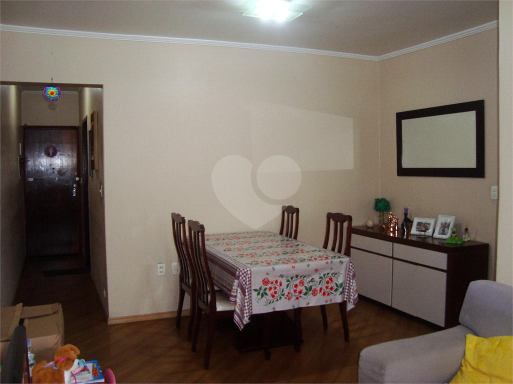 Apartamento ao lado do metro