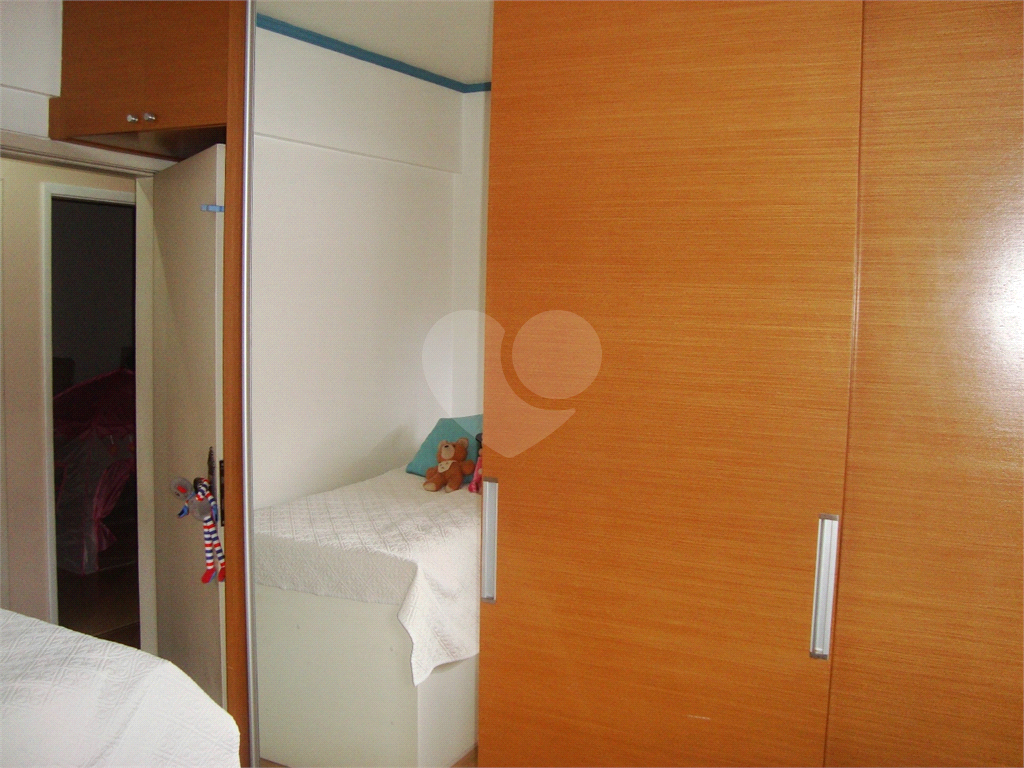 Apartamento ao lado do metro