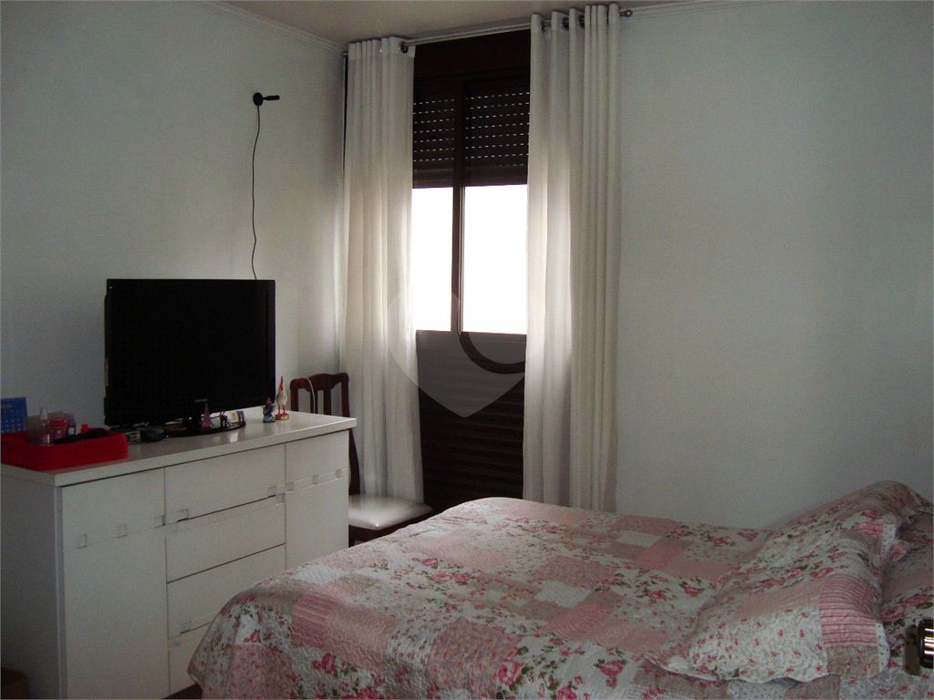 Apartamento ao lado do metro