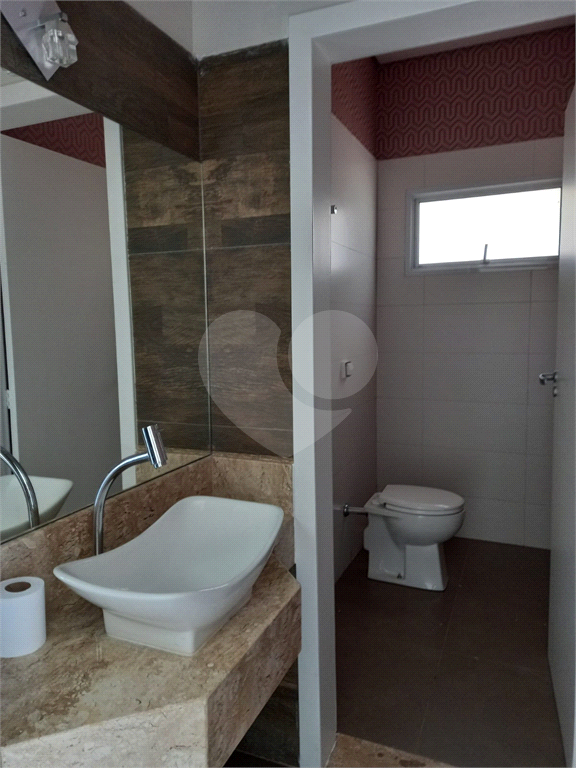 SOBRADO em CONDOMÍNIO RESIDENCIAL SHAMBALLA II