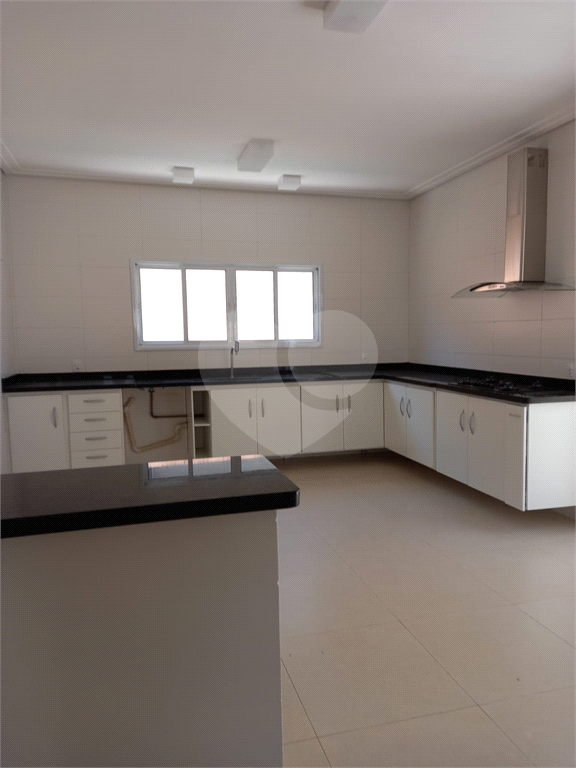 SOBRADO em CONDOMÍNIO RESIDENCIAL SHAMBALLA II