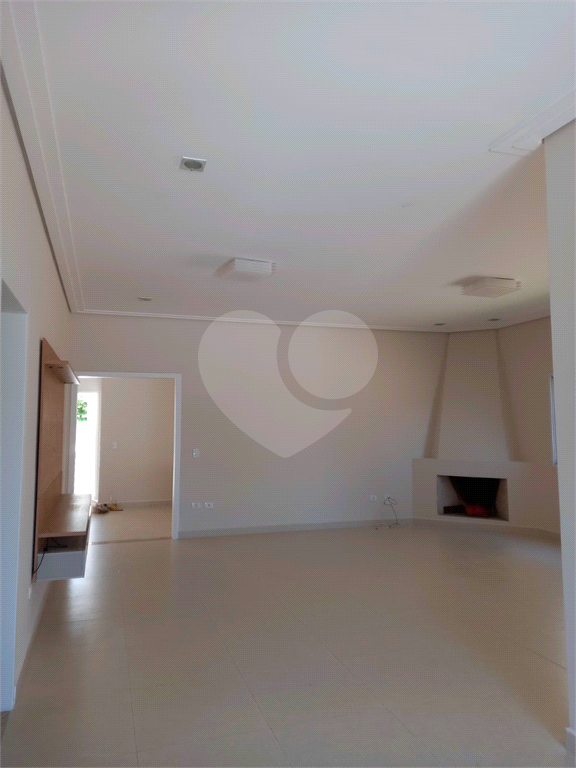 SOBRADO em CONDOMÍNIO RESIDENCIAL SHAMBALLA II