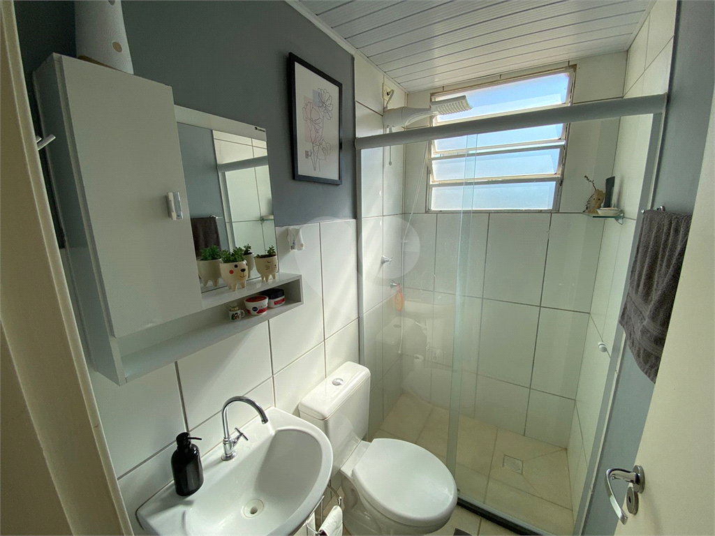 Apartamento à venda com 2 quartos, 40m² - Foto 13