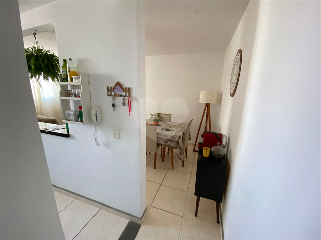 Apartamento à venda com 2 quartos, 40m² - Foto 29