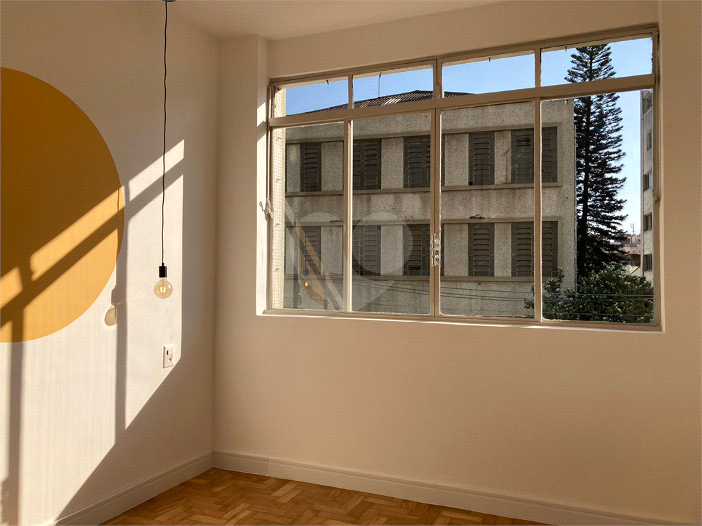 APARTAMENTO em LIBERDADE