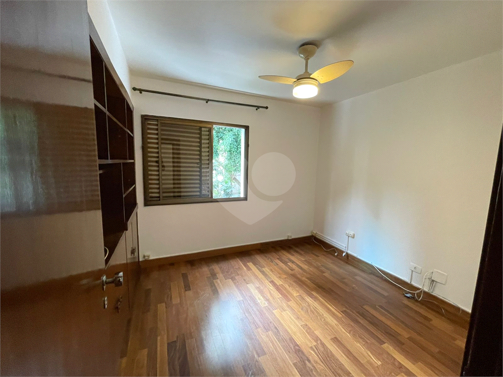 Charmoso Apartamento com 3 Dormitórios e 2 Varandas e 2 Vagas – Conforto e Tranquilidade na Melhor Região do Itaim Bibi 