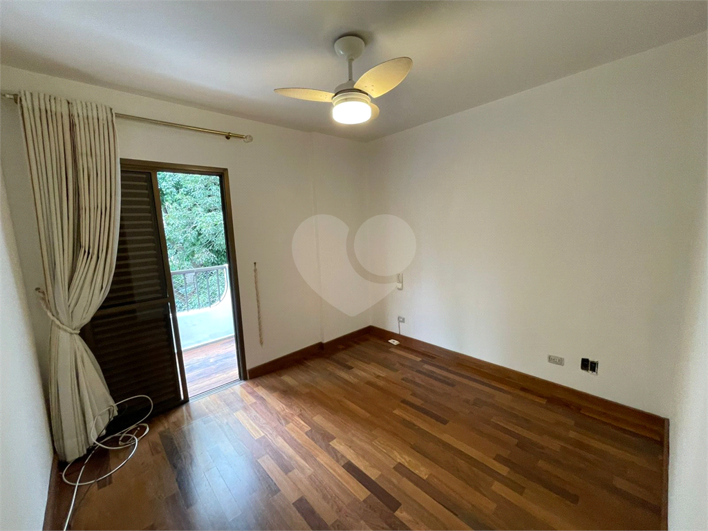 Charmoso Apartamento com 3 Dormitórios e 2 Varandas e 2 Vagas – Conforto e Tranquilidade na Melhor Região do Itaim Bibi 