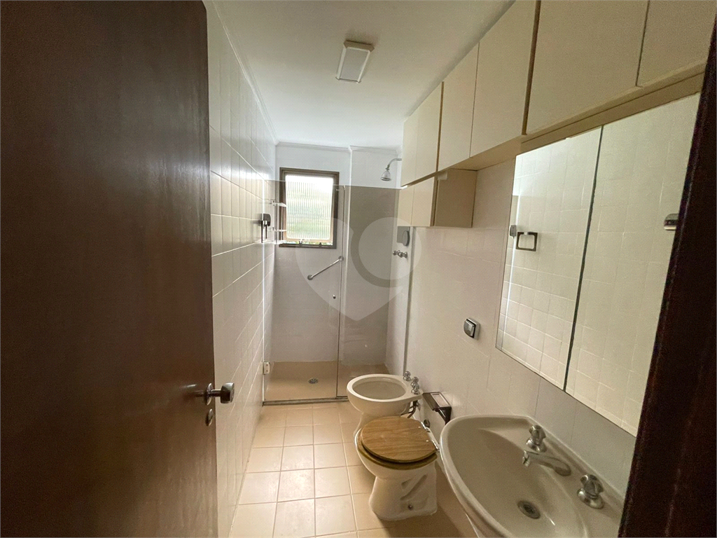 Charmoso Apartamento com 3 Dormitórios e 2 Varandas e 2 Vagas – Conforto e Tranquilidade na Melhor Região do Itaim Bibi 