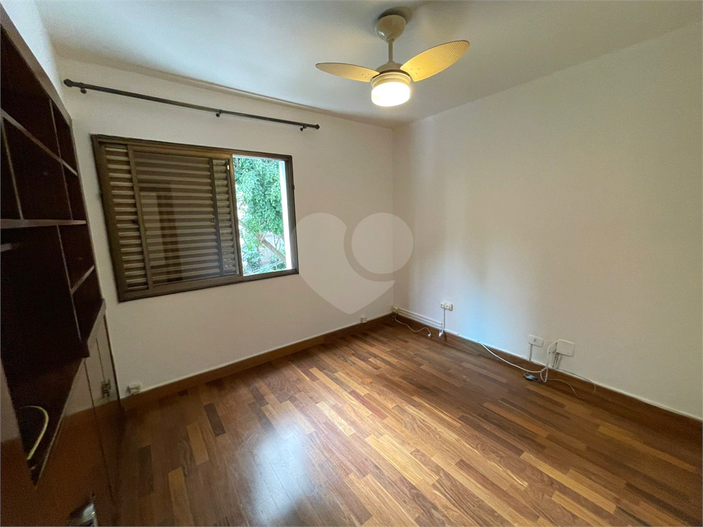 Charmoso Apartamento com 3 Dormitórios e 2 Varandas e 2 Vagas – Conforto e Tranquilidade na Melhor Região do Itaim Bibi 