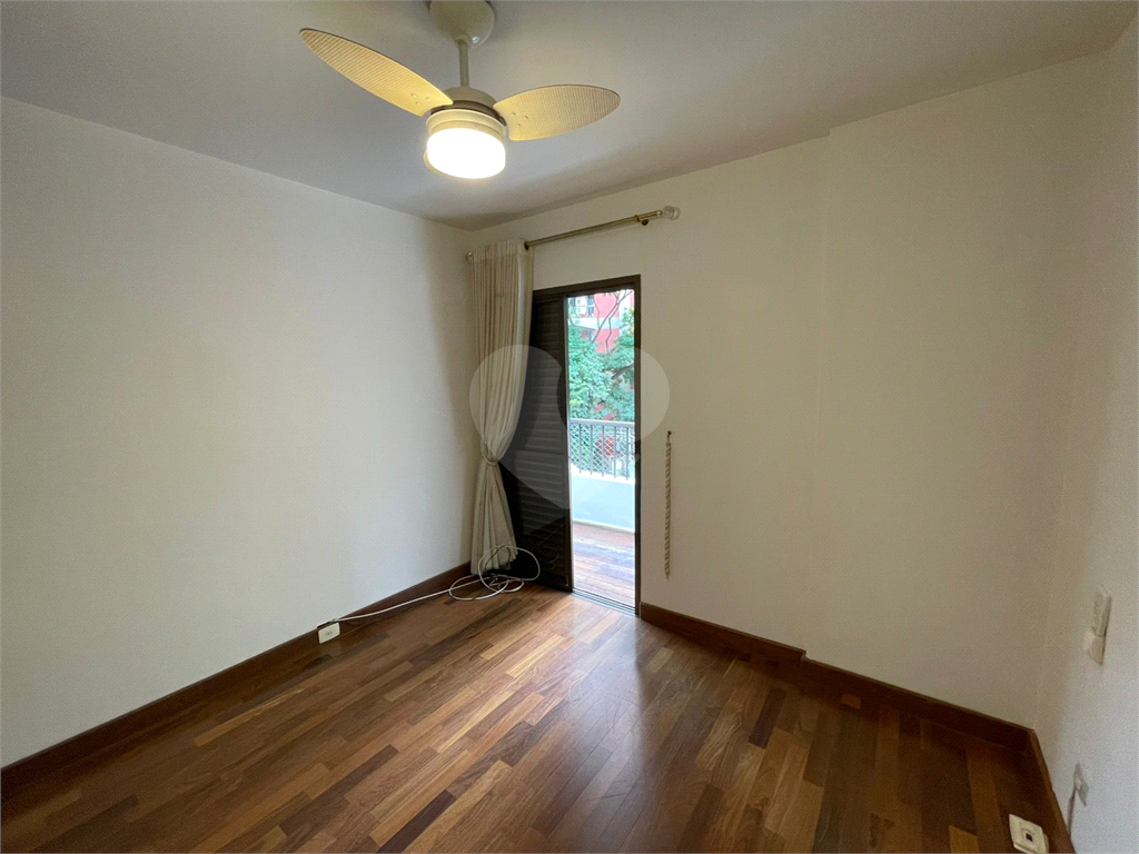 Charmoso Apartamento com 3 Dormitórios e 2 Varandas e 2 Vagas – Conforto e Tranquilidade na Melhor Região do Itaim Bibi 