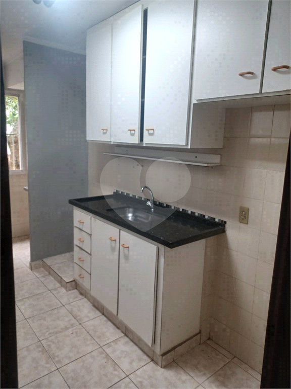 Apartamento à venda com 2 quartos, 55m² - Foto 2