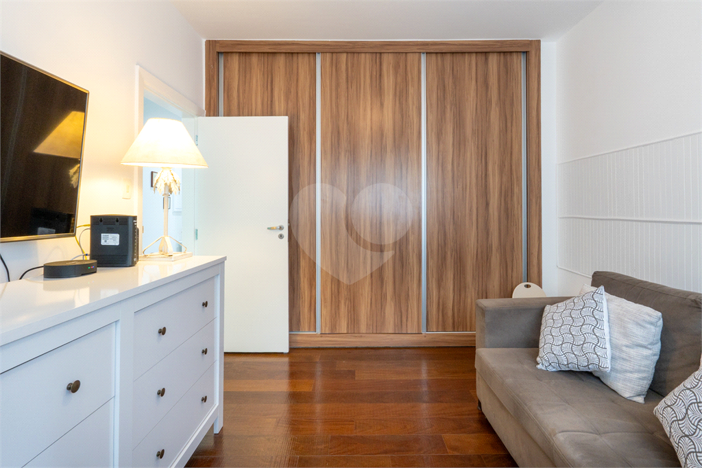Apartamento de 164m², 4 dormitórios e 2 vagas. R$ 1.500.000,00 Higienópolis
