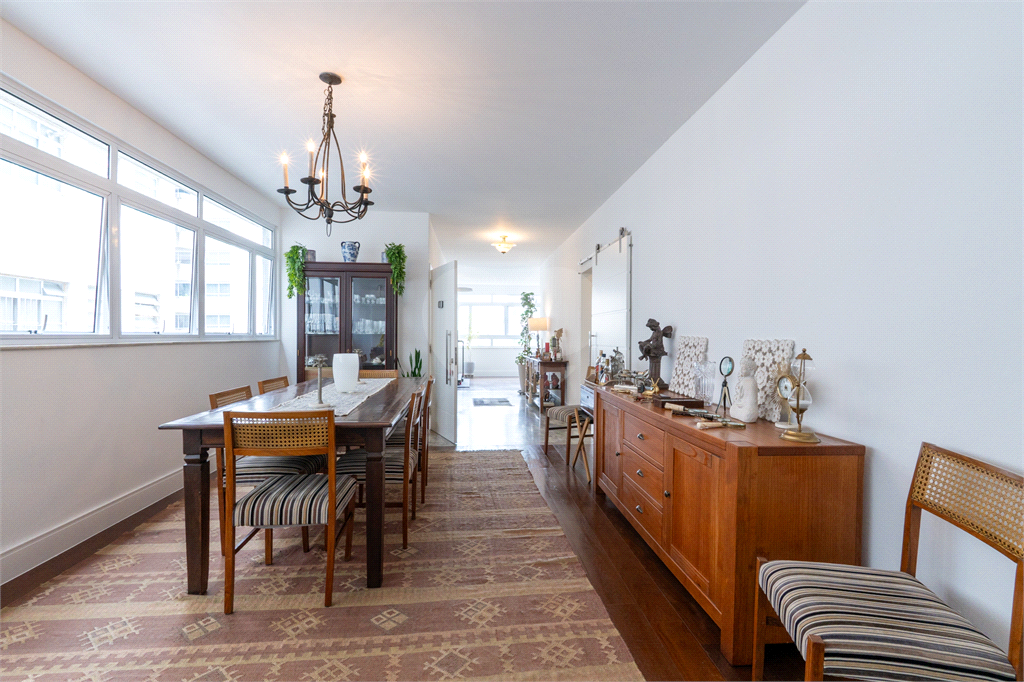 Apartamento de 164m², 4 dormitórios e 2 vagas. R$ 1.500.000,00 Higienópolis