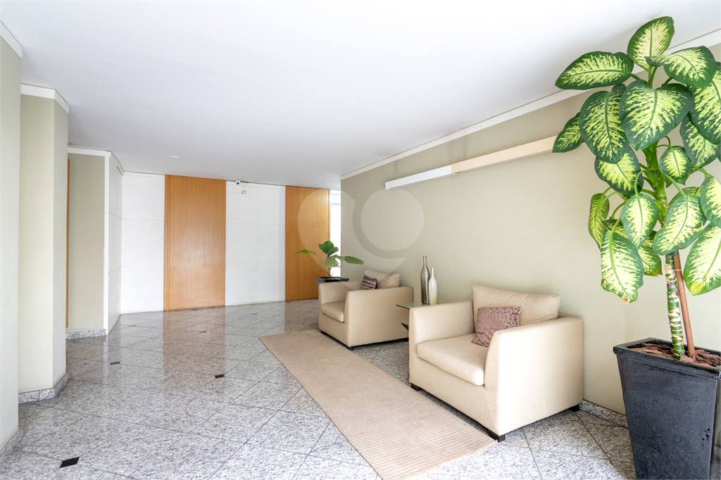 Apartamento de 164m², 4 dormitórios e 2 vagas. R$ 1.500.000,00 Higienópolis
