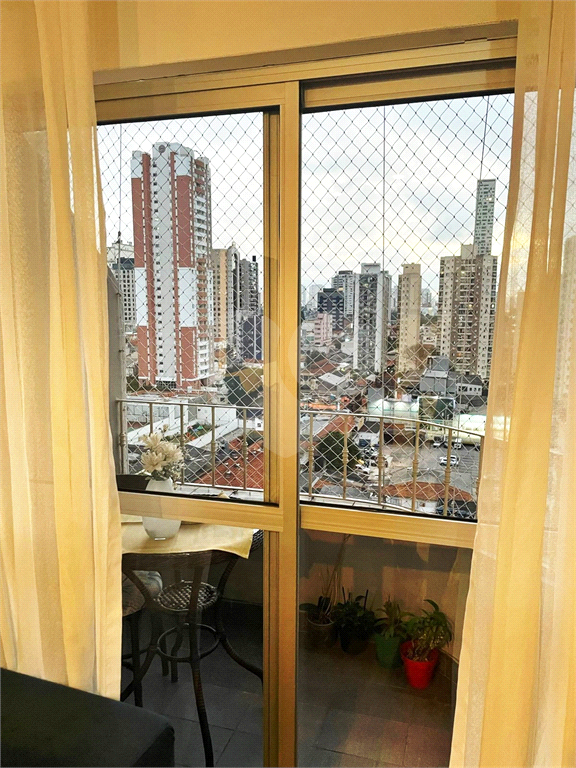 10 minutos a pé Metrô