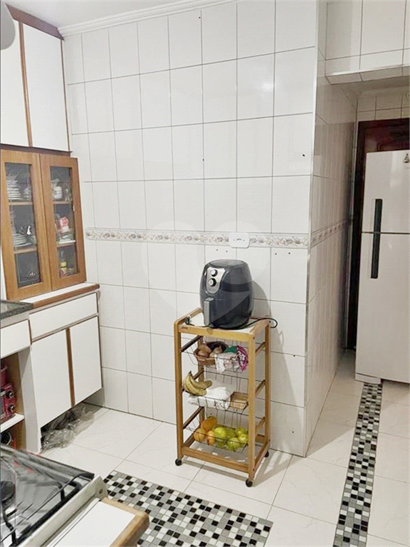 10 minutos a pé Metrô