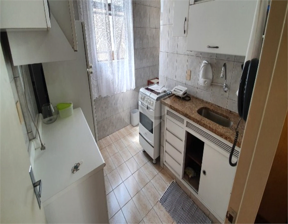 Apartamento para alugar com 2 quartos, 62m² - Foto 3
