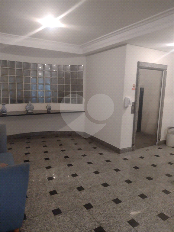 APARTAMENTO em MORUMBI