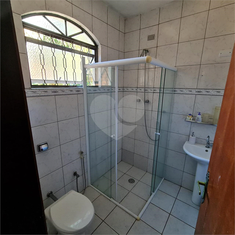 Casa de Condomínio à venda e aluguel com 2 quartos, 170m² - Foto 11