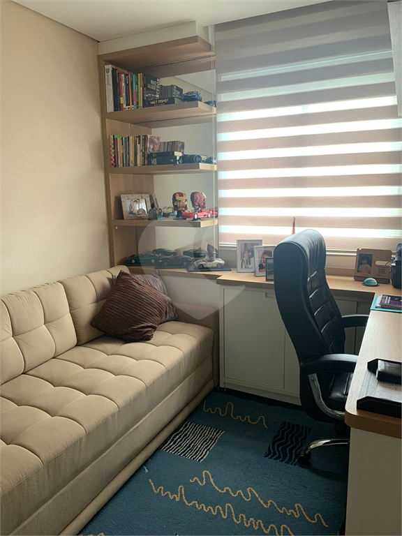 Apartamento a venda em Santana, varanda gourmet, 3 dormitórios 2 suítes e 2 vagas e depósito.