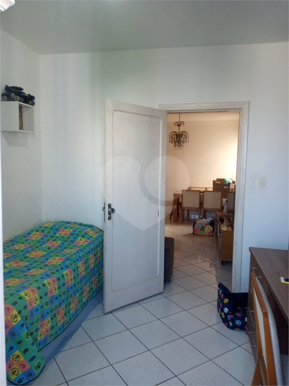 Apartamento em Santana ao lado do Supermercado Pastorinho