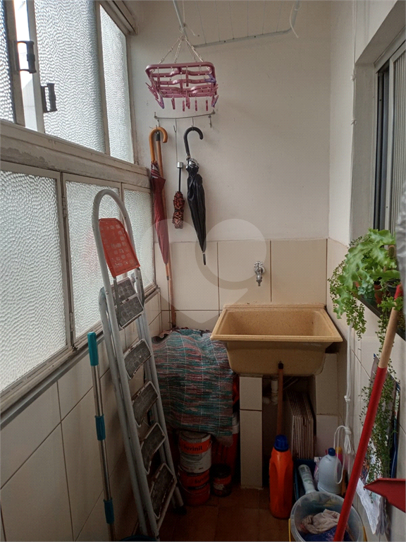 Apartamento em Santana ao lado do Supermercado Pastorinho