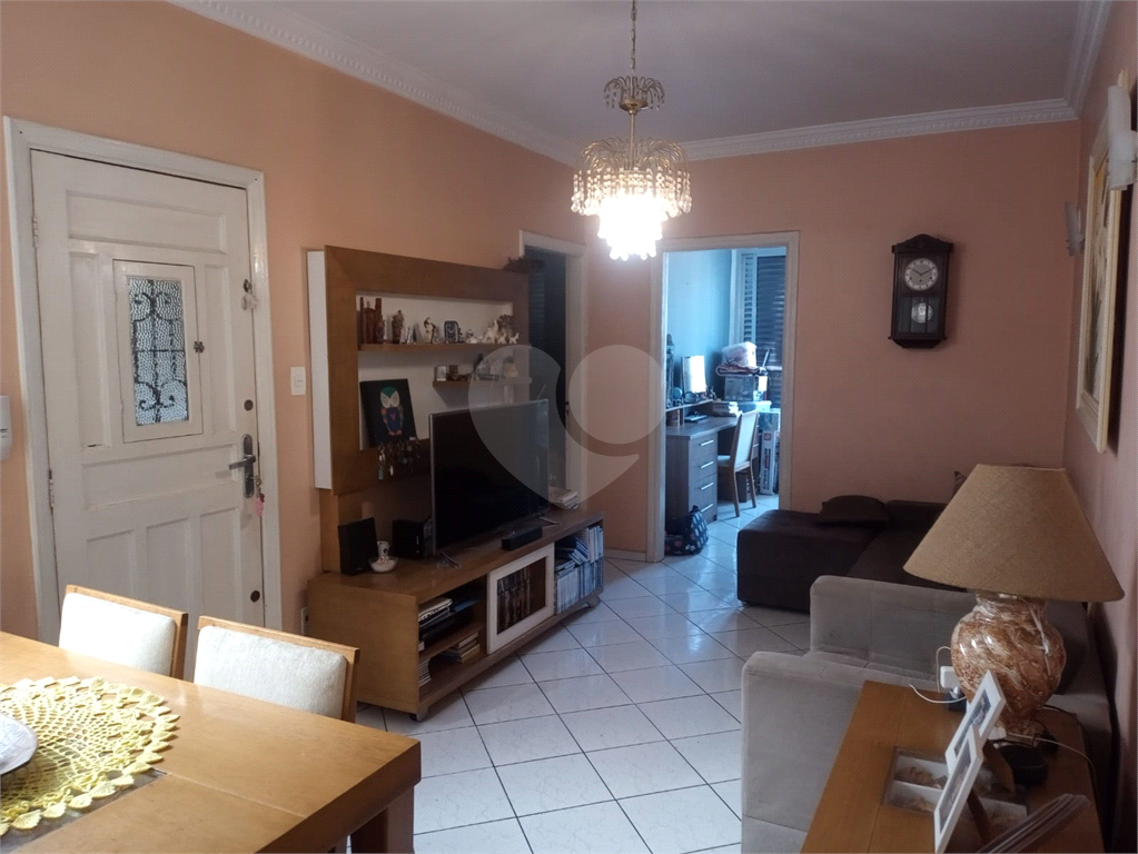 Apartamento em Santana ao lado do Supermercado Pastorinho