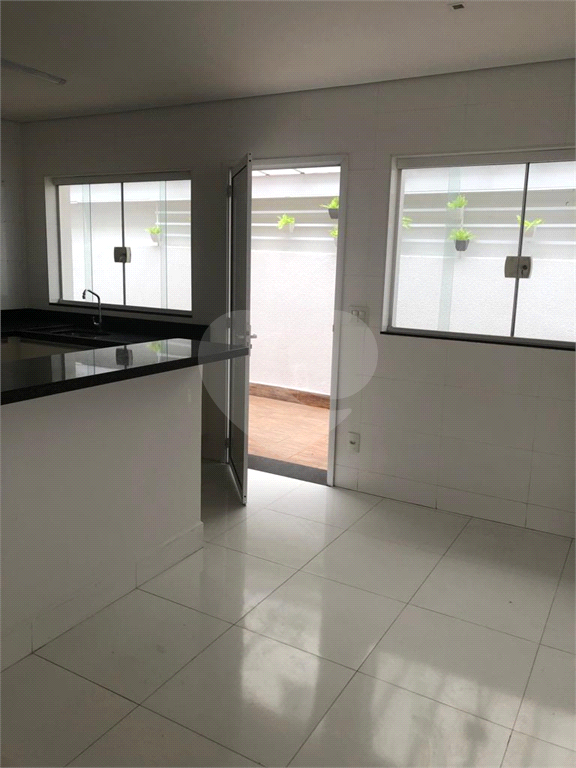 Casa à venda com 3 quartos, 172m² - Foto 2