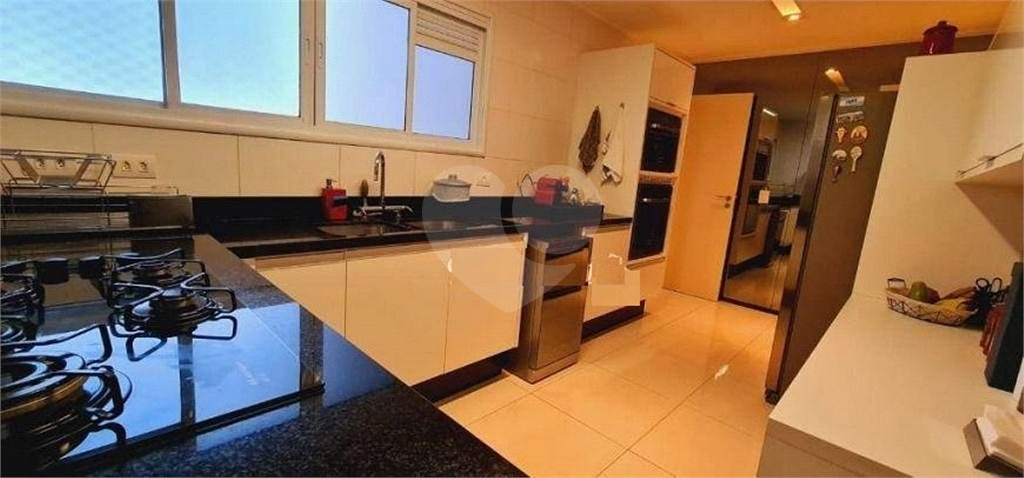 Apartamento em Santa Terezinha de Alto Padrão 264 m² 4 suítes 5 Vagas Varanda Gourmet Lazer Total