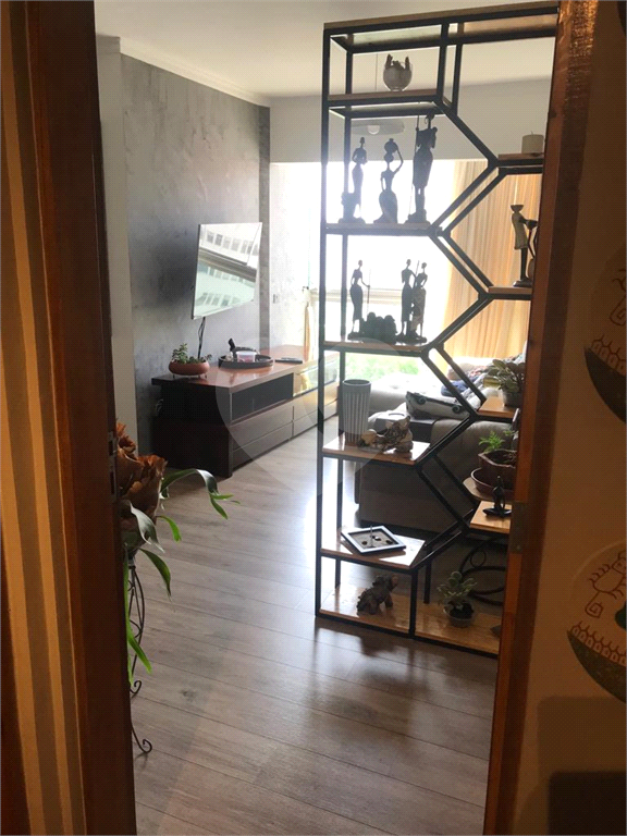 APARTAMENTO em SANTANA