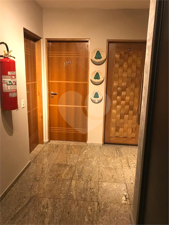 APARTAMENTO em SANTANA