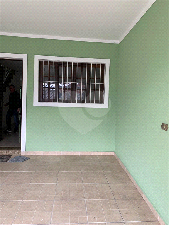 Sobrado na Vila Nivi