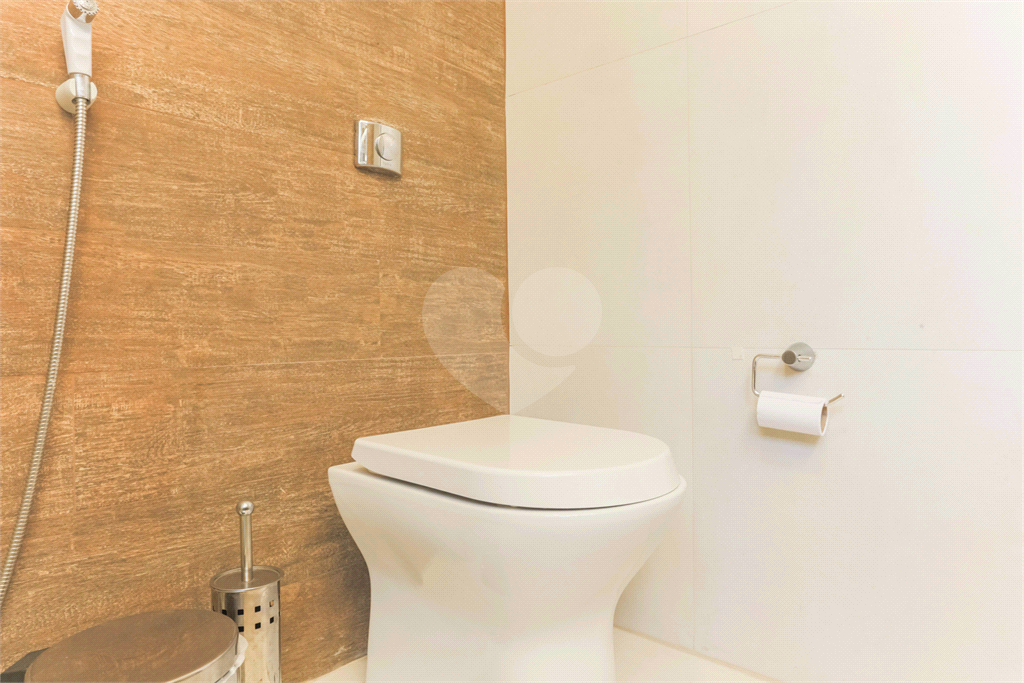 APARTAMENTO À VENDA COM, 3 QUARTOS E 1 VAGA EM PINHEIROS.