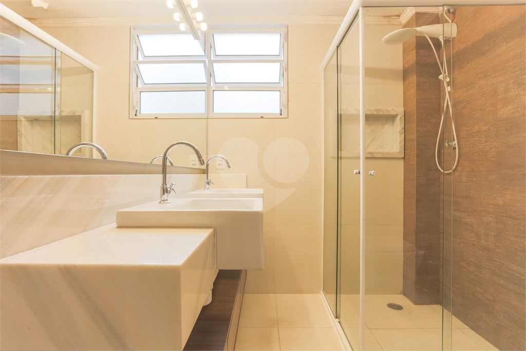 APARTAMENTO À VENDA COM, 3 QUARTOS E 1 VAGA EM PINHEIROS.