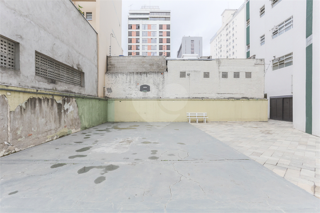 APARTAMENTO À VENDA COM, 3 QUARTOS E 1 VAGA EM PINHEIROS.