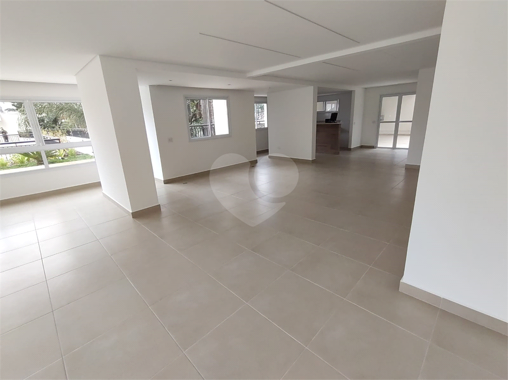 Apartamento Novo com 03 dormitórios em Santa Terezinha