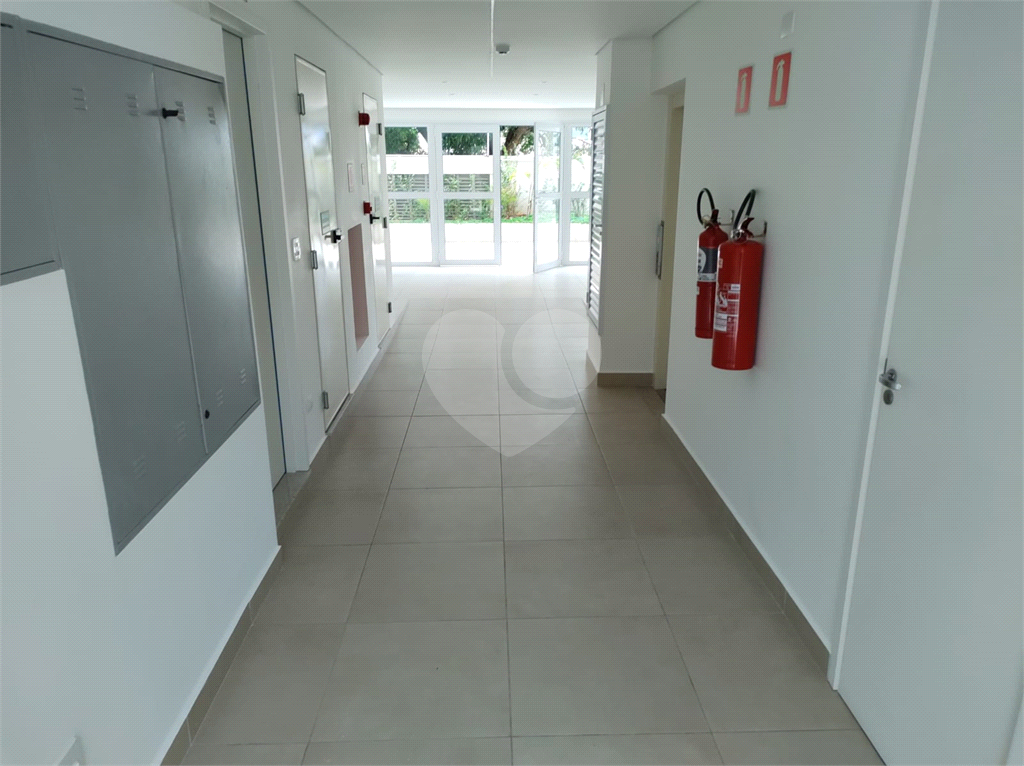 Apartamento Novo com 03 dormitórios em Santa Terezinha