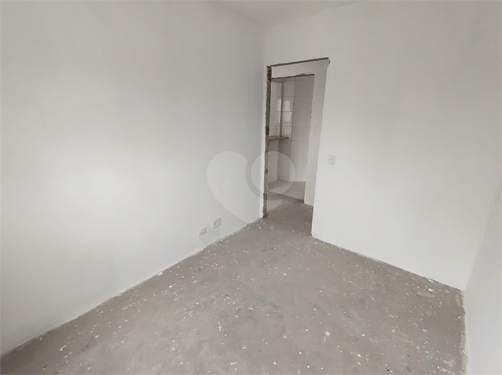Apartamento Novo com 03 dormitórios em Santa Terezinha